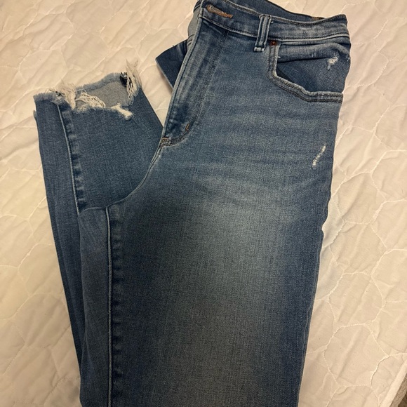 Abercrombie & Fitch Ankle Jeans - Picture 4 of 4